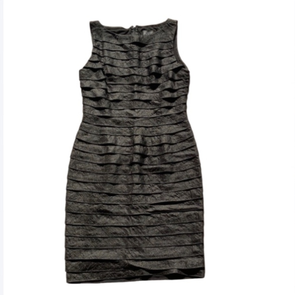 Adrianna Papell dress ruffles classic sleeveless black party event size 8